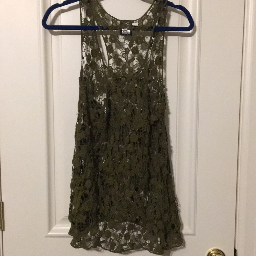 Tank top - Picture 2 of 3